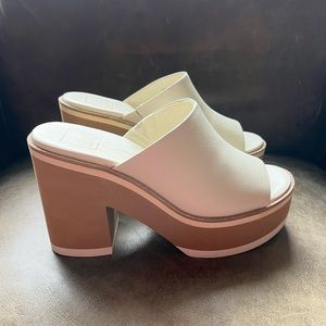 Gorgeous Clear Dolce Vita ivory leather Emery platform mule platform sandals